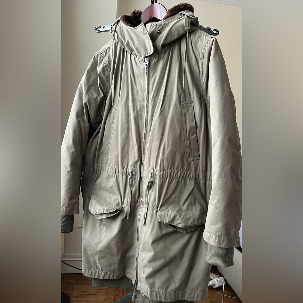 Acne Studios // Powder Parka // FR 40
